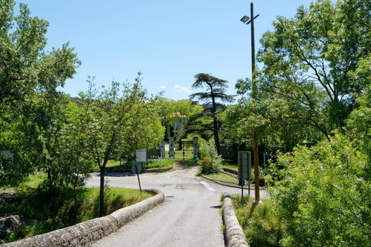 Private Furnished Apartment With All Comfort Has A Garden In A Green Space Meyreuil Εξωτερικό φωτογραφία